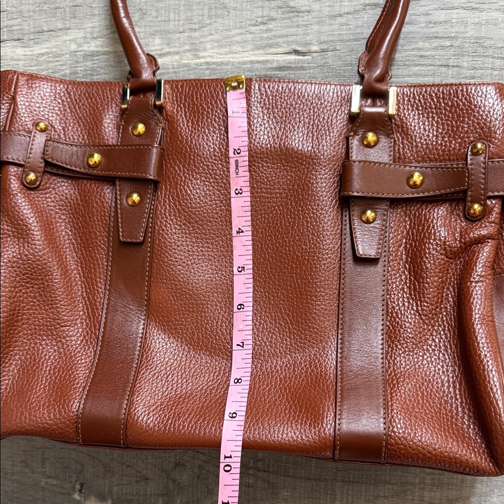 Stylish Brown Leather Tote with Gold Accents - Picture 8 of 9